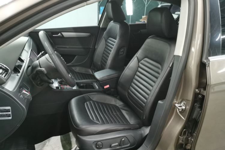 Used Volkswagen Magotan 2015 1.8TSI Advanced Model