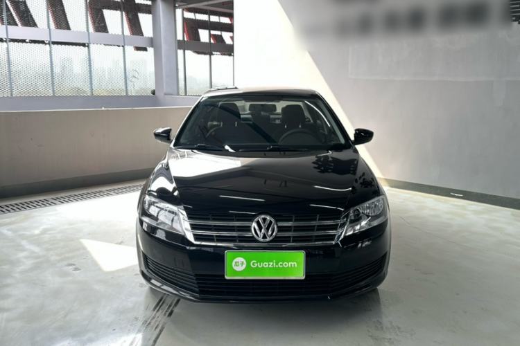 Used Volkswagen Lavida 2013 Revised Classic 1.6L Manual Fashion Edition Exterior 10