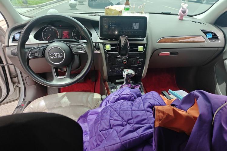 Used Audi A4L 2011 2.0 TFSI Comfort Model
