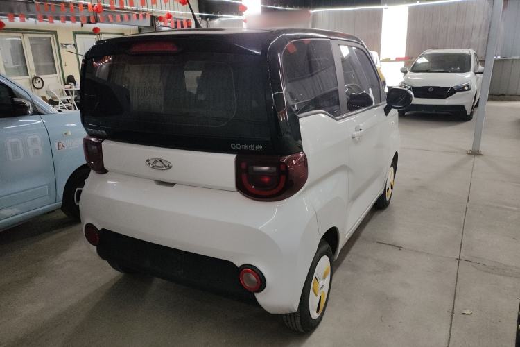 Used Chery QQ Ice Cream 2022 170km Sundae Phosphate Lithium-Ion