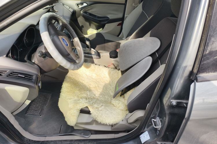 Used Ford Focus 2012 Sedan 1.6L Automatic Comfort Model
