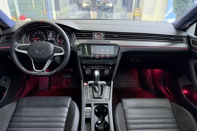 Used Volkswagen Magotan 2020 280TSI DSG Comfort Edition Interior 1