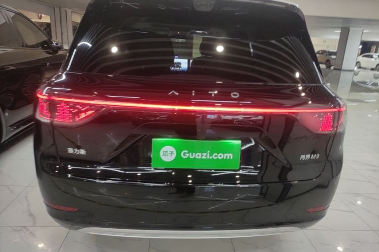 Used Hima AITO M9 2025 Extended-Range Ultra Version 52 kWh 6-Seater Rear