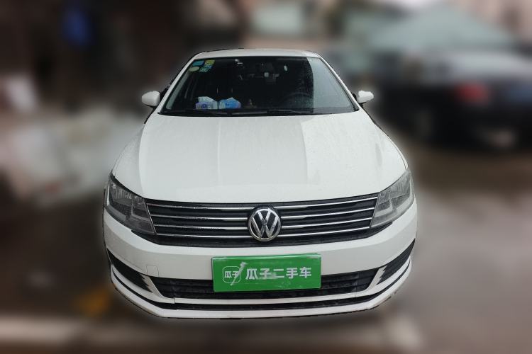 Used Volkswagen Gran Lavida 2015 1.6L Automatic Fashion Edition Front