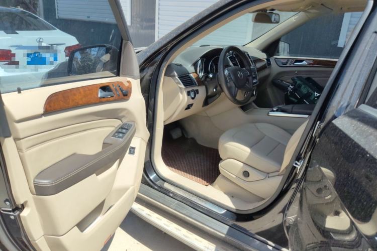 Used Mercedes-Benz M-Class 2012 ML 350 Sport Edition
