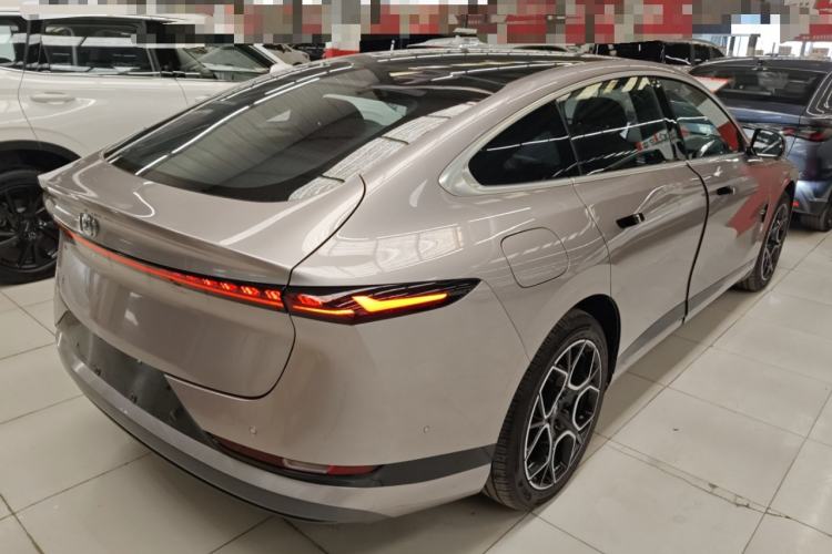 Used Qiyuan A07 2025 Blue Whale Extended-Range 230 Prestige Model
