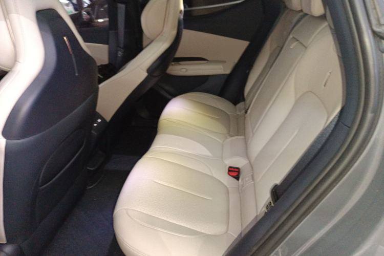 Used Lynk & Co Z20 2025 530 km Range Rear-Wheel Drive Max
