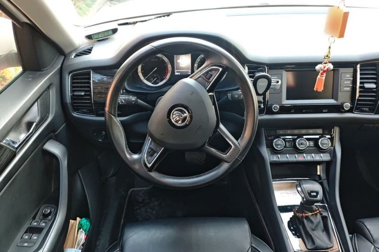 Used Skoda Kodiaq 2017 TSI330 7-Seater Two-Wheel-Drive Luxury Edition
