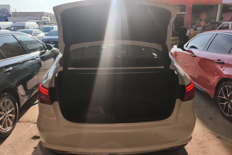 Used CHANGAN Raeton CC 2018 1.5T Automatic Zhiya Model China V Standard
