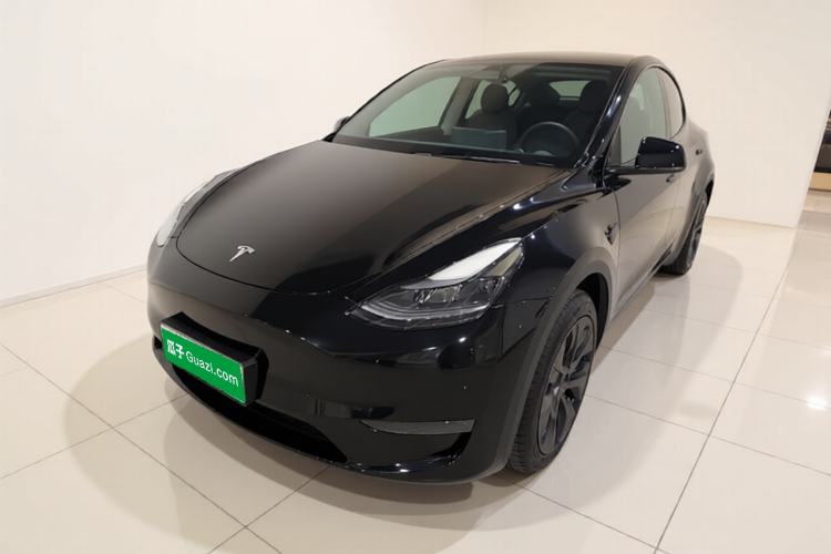 Used Tesla Model Y 2023 Long-Range All-Wheel-Drive Version