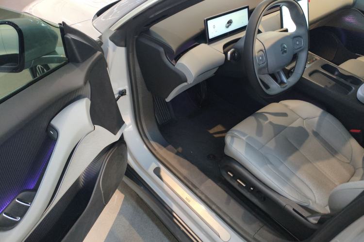 Used Nio ET5T 2023 75 kWh Touring Driver Seat