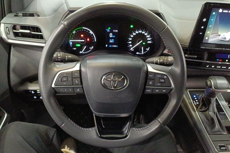 Used Toyota Sienna 2024 2.5L Hybrid Four-Wheel Drive Prestige Edition