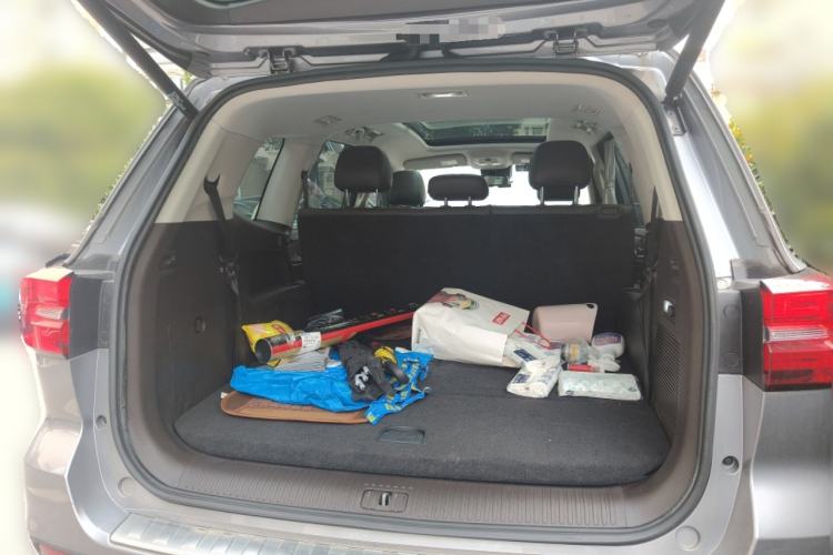 Used Roewe RX8 2018 30T Smart Connectivity All-Wheel Drive Supreme Edition