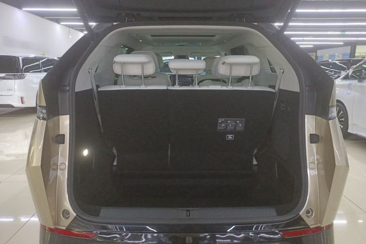 Used XPeng X9 2024 640 All-Wheel Drive High-Performance Max