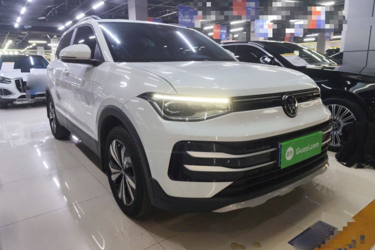 Used Volkswagen Tharu 2025 New Sharp 1.5L Ambitious Edition Front Right 45 Deg