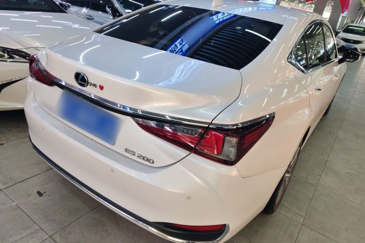 Used Lexus ES 2020 200 Excellence Edition
