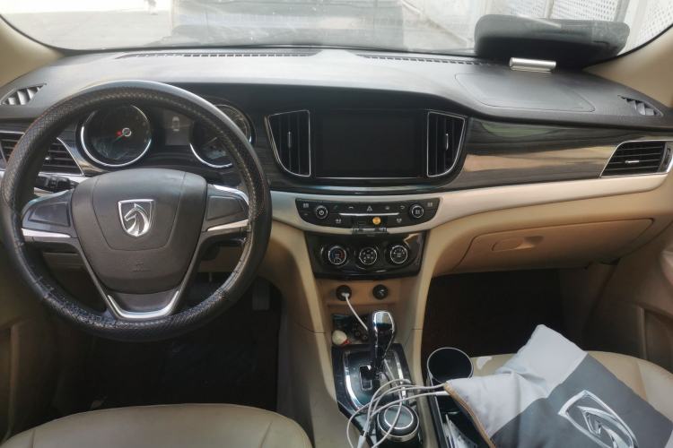 Used Baojun 730 2016 1.8L iAMT Comfort Version 7 Seats