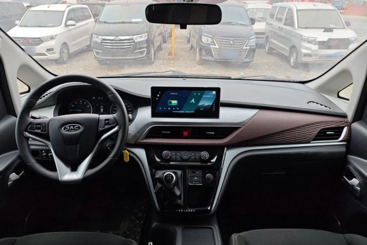 Used JAC Refine M3 2023 1.8L 7/8-Seater Smart Connectivity Version