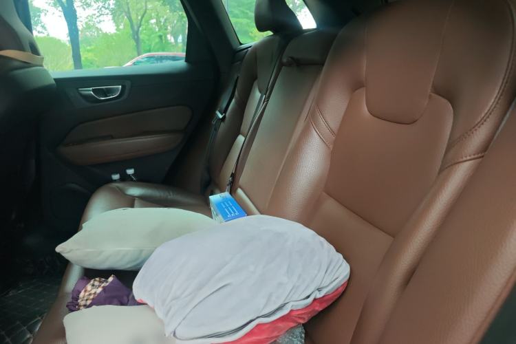 Used Volvo XC60 2022 B5 4x4 Zhiyi Luxury Edition