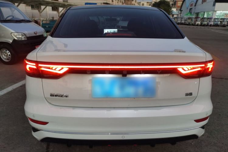 Used Geely Auto Emgrand 2026 Model 4th Generation 4 Millionth Anniversary Edition 1.5L CVT Overdrive Edition
