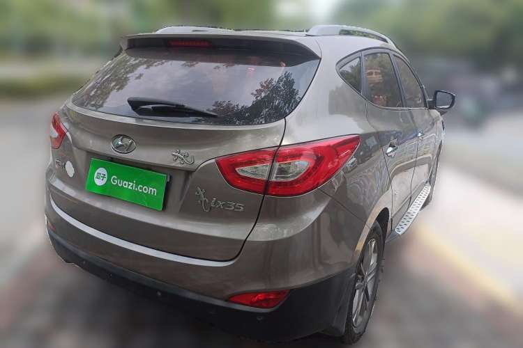 Used Hyundai ix35 2015 2.0L Automatic 2WD Smart Type China IV