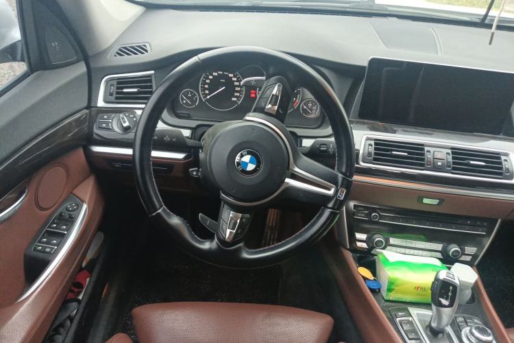Used BMW 5 Series GT 2011 535i xDrive Luxury Edition
