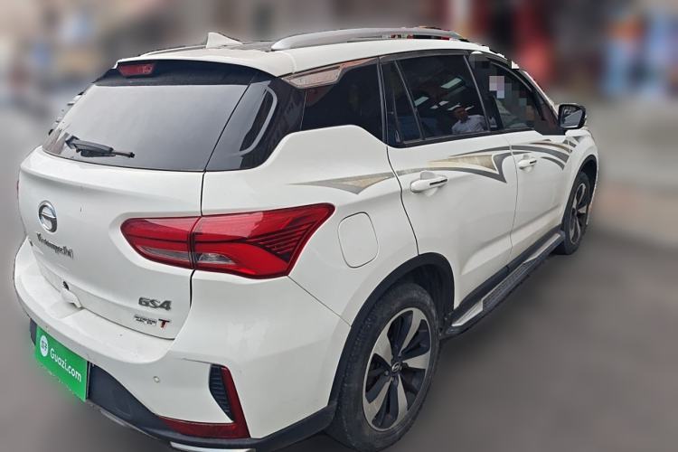 Used GAC Trumpchi GS4 2018 235T Manual Two-Wheel Drive Luxury Edition
