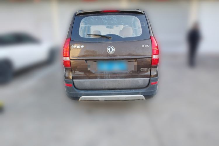 Used Dongfeng Fengon 360 2015 1.5L Manual Comfort II 7-Seater Rear