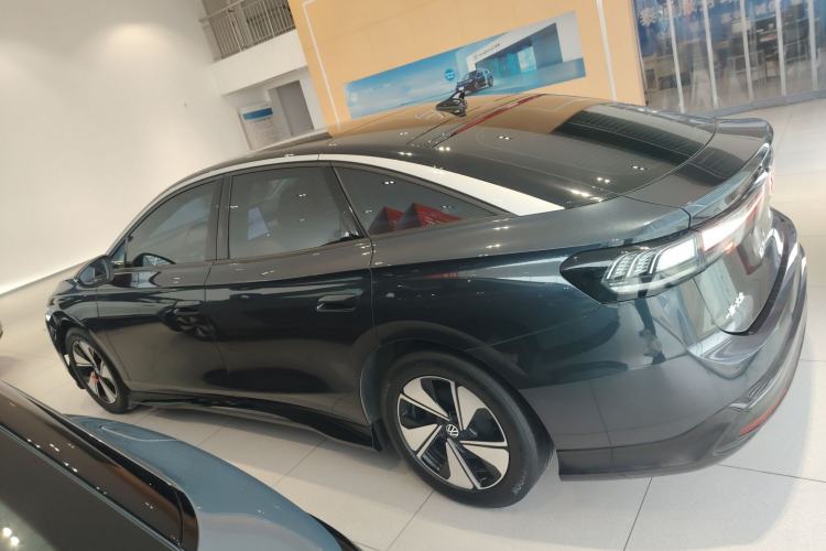 Used Volkswagen ID.7 VIZZION 2024 AIR model