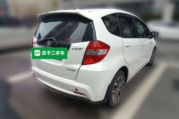 Used Honda Fit 2011 1.3L automatic comfort version
