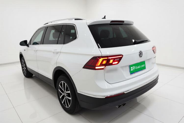 Used Volkswagen Tiguan L 2017 330TSI Automatic Two-Wheel Drive Luxury Edition
