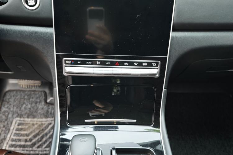 Used GAC Trumpchi GS4 PLUS 2021 390T Automatic Nebula Edition Gear Lever