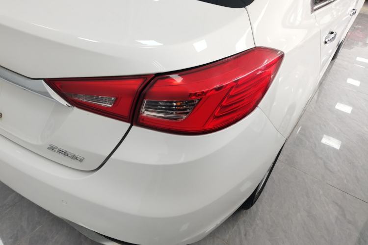 Used Zotye Z500 2016 1.5T Manual Luxury Edition Right Rear Taillight