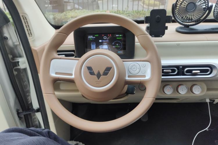 Used Wuling Hongguang MINIEV 2024 3rd Generation 215km Youth Edition Steering Wheel