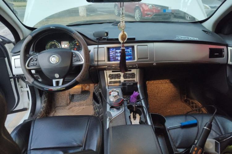 Used Jaguar XF 2013 XF 2.0T Luxury Edition
