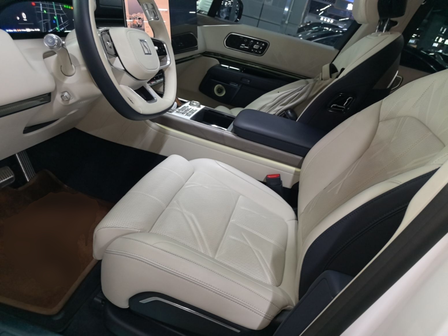 Zeekr 9X 2025 Hyper Edition 70kWh — снимка 17