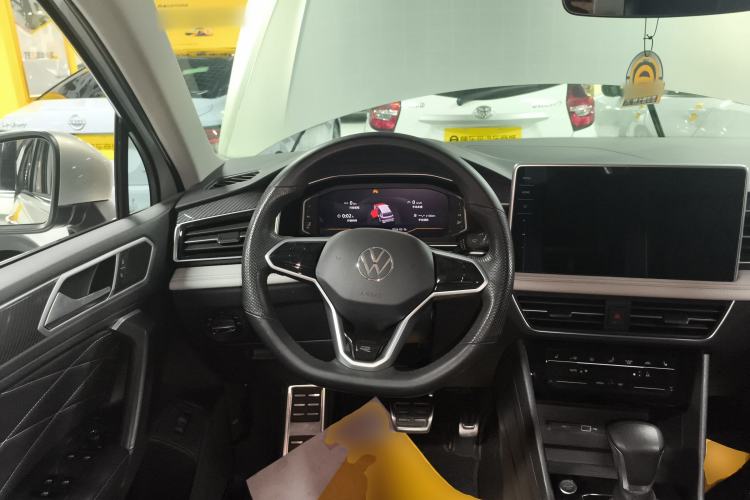 Used Volkswagen Tiguan L 2023 Restyled 330TSI Automatic Two-Wheel Drive R-Line Enhanced Comfort Version
