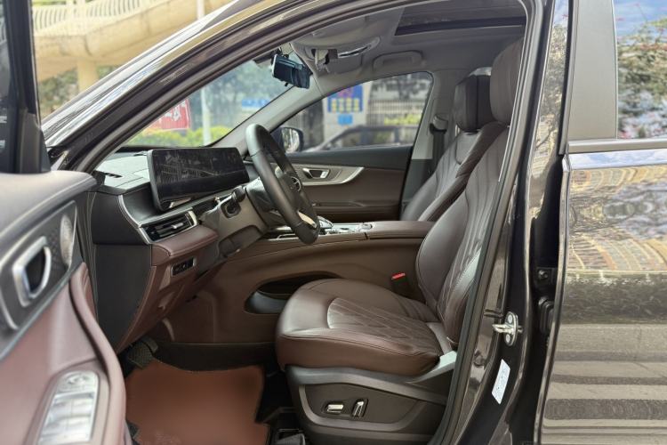 Used Chery Tiggo 8 PLUS 2024 Champion Edition 290TGDI DCT Deluxe Version 5-Seater