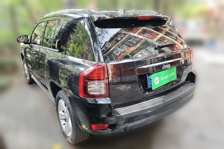 Used Jeep Compass 2013 2.4L four-wheel-drive sport version