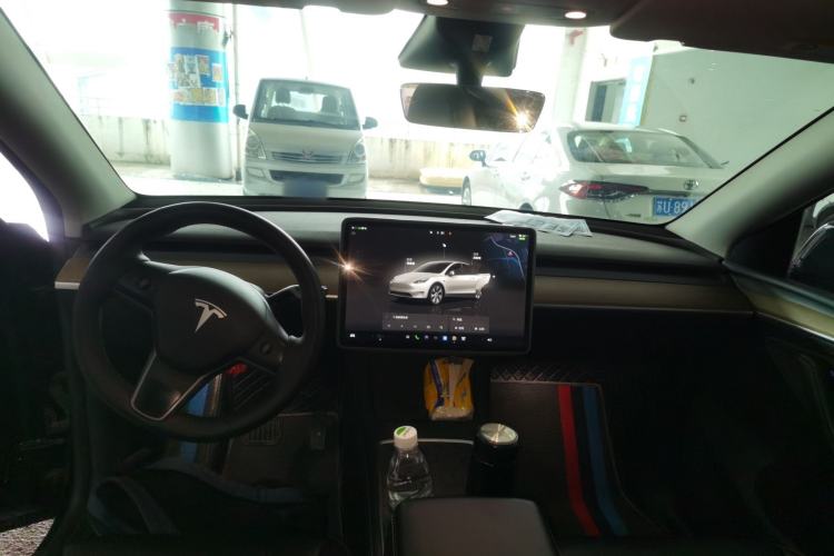 Used Tesla Model Y 2022 Rear-Wheel-Drive Version
