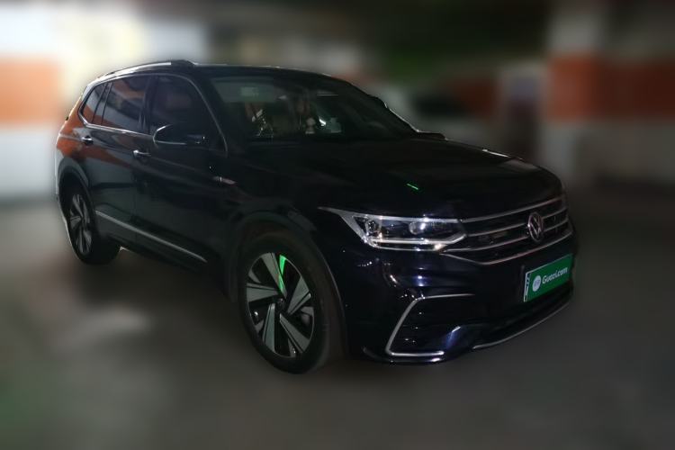 Used Volkswagen Tiguan L 2023 Restyled 330TSI Automatic Two-Wheel Drive R-Line Enhanced Comfort Version
