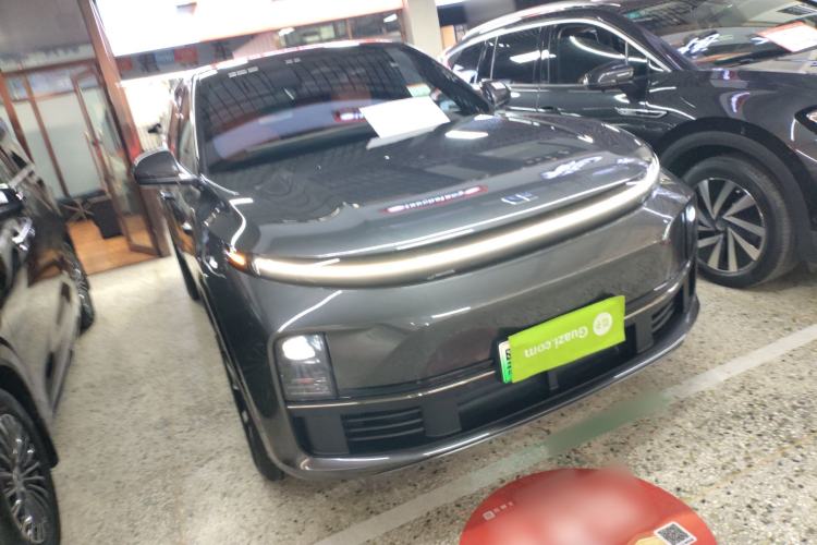 Used Li Auto L7 2023 Pro Model Exterior 1
