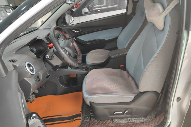 Used Chery QQ Little Ant 2022 Sweet Pink Edition Half-Sugar Version 3-Cell Lithium 30kW 408km Left Front Seat