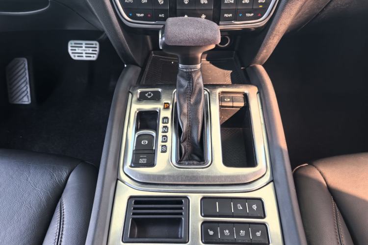 Used GAC Trumpchi GS8 2017 320T Two-Wheel Drive Luxury Smart Connectivity Version (7 Seats)