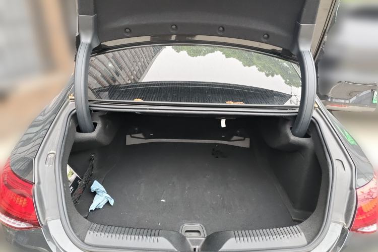 Used Mercedes-Benz CLS 2018 CLS 300 Dynamic Edition Trunk