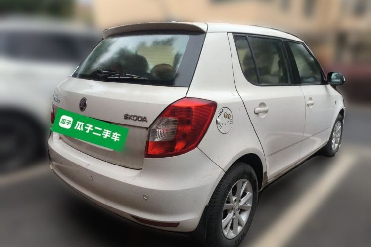 Used Skoda Fabia 2014 1.4L Manual Crystal Edition