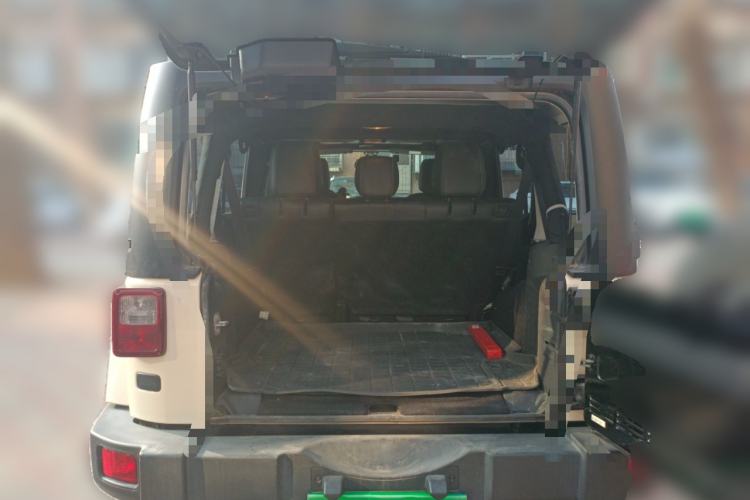 Used Jeep Wrangler 2015 3.0L Sahara Four-Door Comfort Edition
