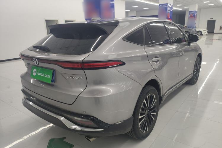 Used Toyota Venza 2023 2.0L CVT Two-Wheel Drive Prestige Version Rear Right 45 Deg