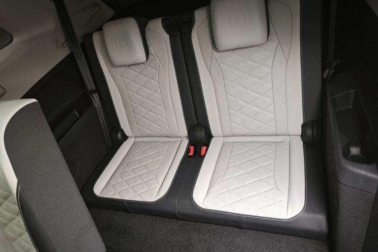 Used Volkswagen ID.6 CROZZ 2021 First Edition
