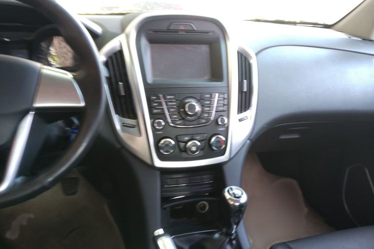 Used JMC Yuhu 7 2016 2.4T Two-Wheel Drive Luxury Edition JX4D24
